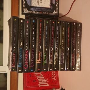 Complete House of Night Series 1-12!